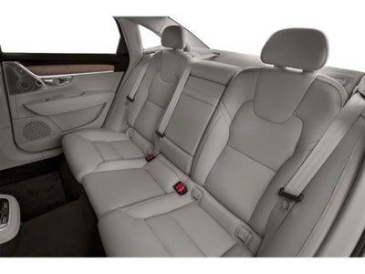2018 Volvo S90 T6 Momentum