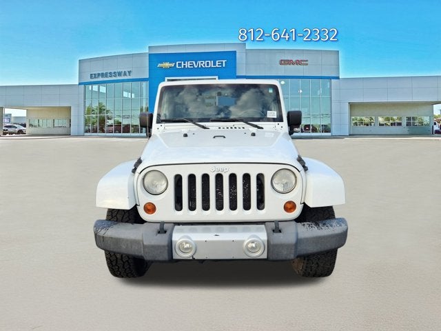 Used 2013 Jeep Wrangler Unlimited Sahara with VIN 1C4BJWEG5DL688709 for sale in Mount Vernon, IN