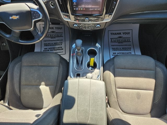 2022 Chevrolet Traverse LT Cloth