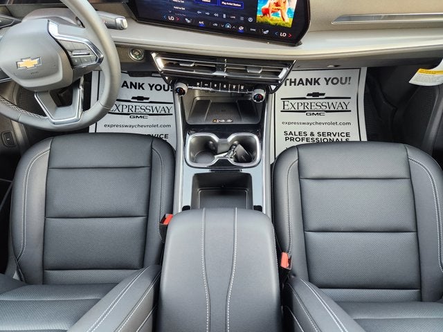 2025 Chevrolet Traverse AWD LT