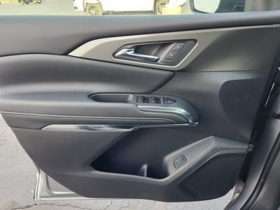 2025 Chevrolet Traverse AWD LT