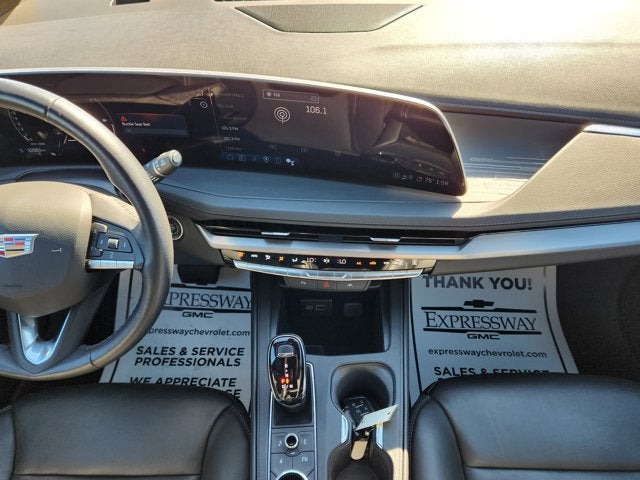 2025 Cadillac XT4 FWD Premium Luxury