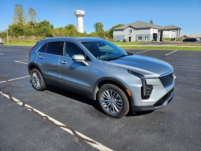 2025 Cadillac XT4 FWD Premium Luxury