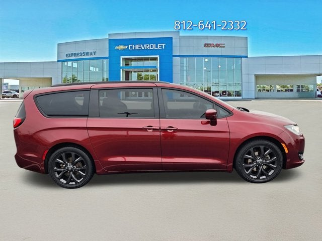 2019 Chrysler Pacifica Touring Plus