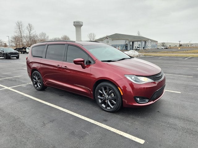 2019 Chrysler Pacifica Touring Plus