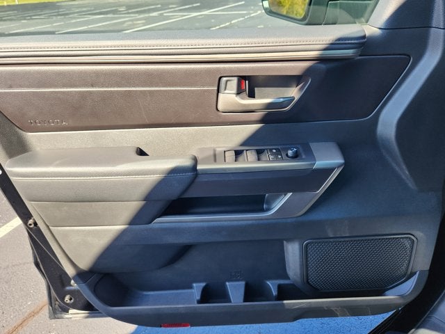 2025 Toyota Tundra 4WD SR5